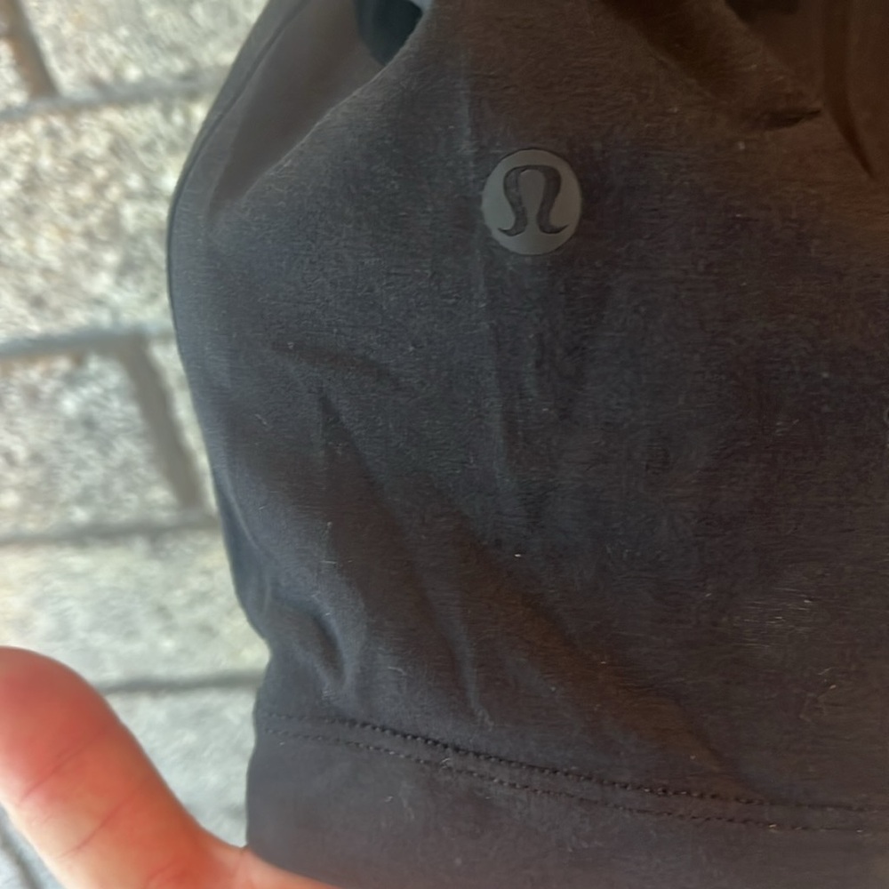 Lulu Lemon black Crewneck Sz L - Picture 4 of 7